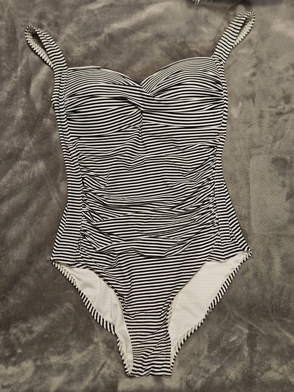 **NWOT**Sexy Nip Tuck Black & White One-Piece Swimsuit